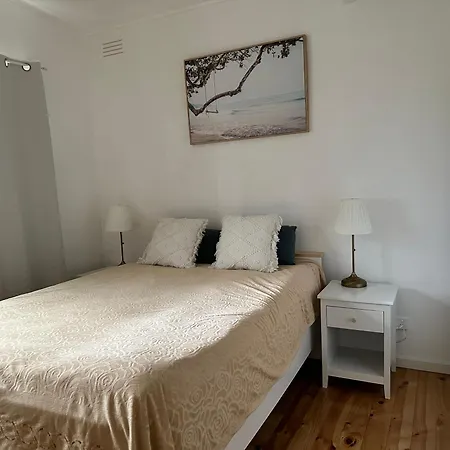 Rye Holiday Getaway Byo Linen And Towels 750M Walk To Beach Exterior photo