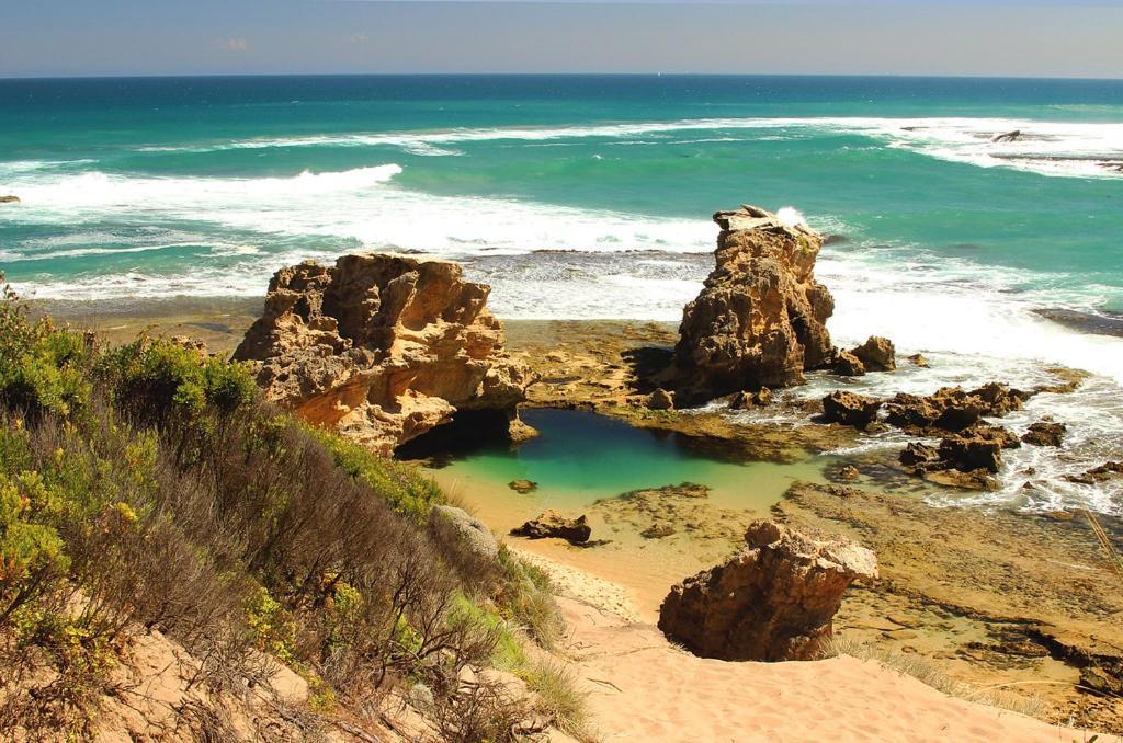 Getaway Byo Linen And Towels 750m Walk To Holiday home *